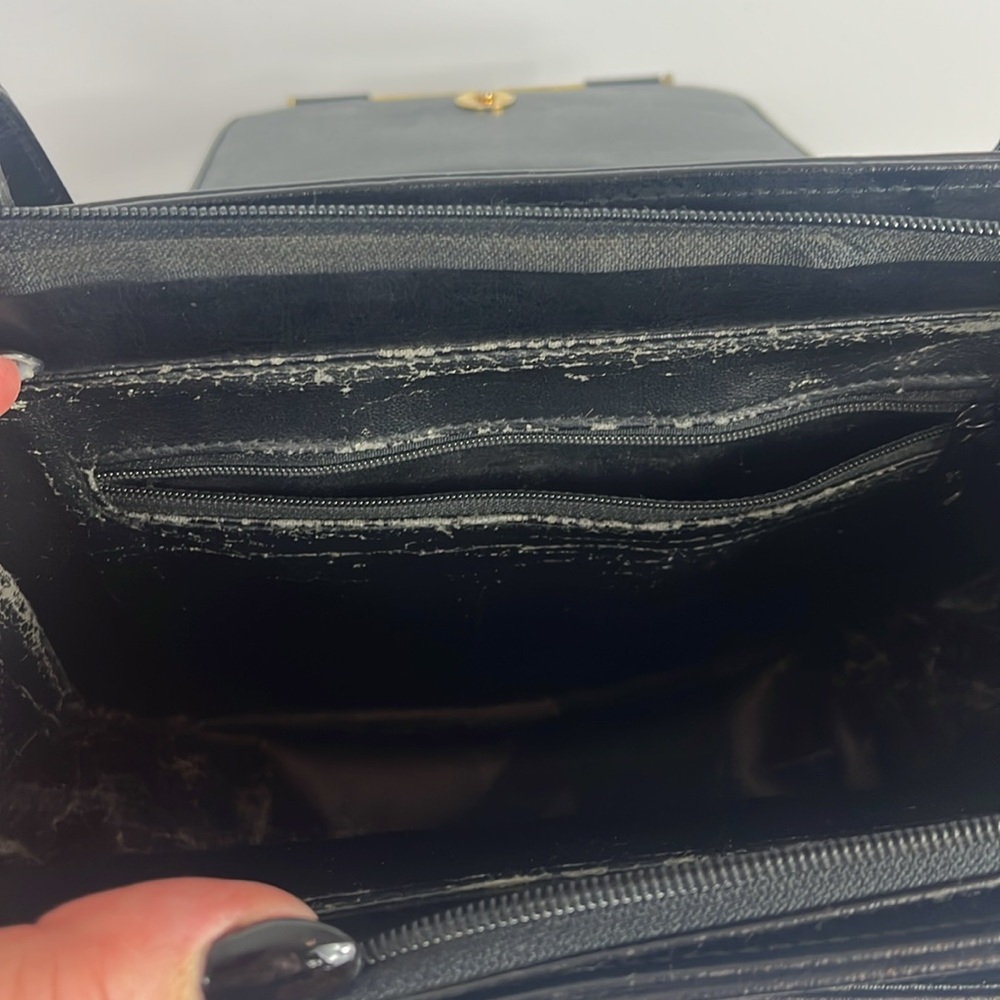 Gianni Versace Vintage Black Leather Shoulder Bag Purse - Picture 13 of 17